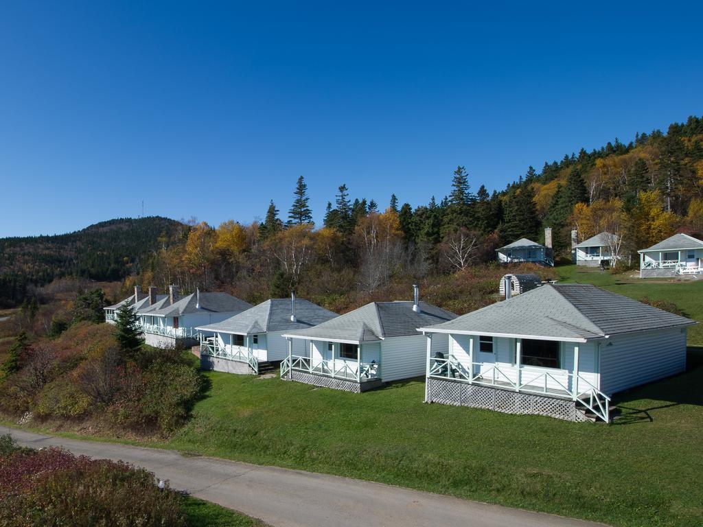 Au Pic De L'Aurore Motel-Chalets ペルセ 部屋 写真