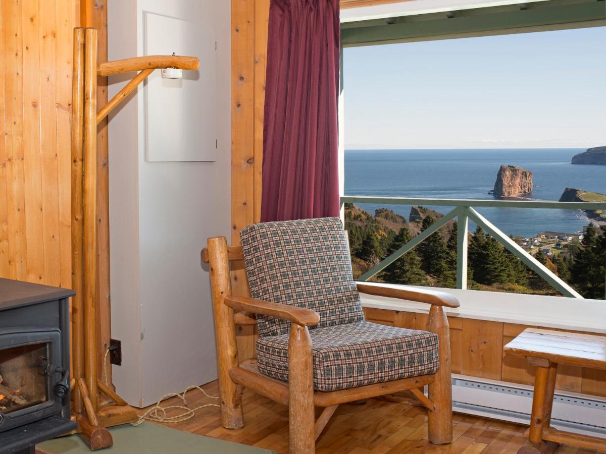 Au Pic De L'Aurore Motel-Chalets ペルセ 部屋 写真