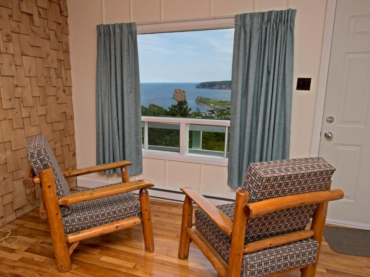 Au Pic De L'Aurore Motel-Chalets ペルセ 部屋 写真
